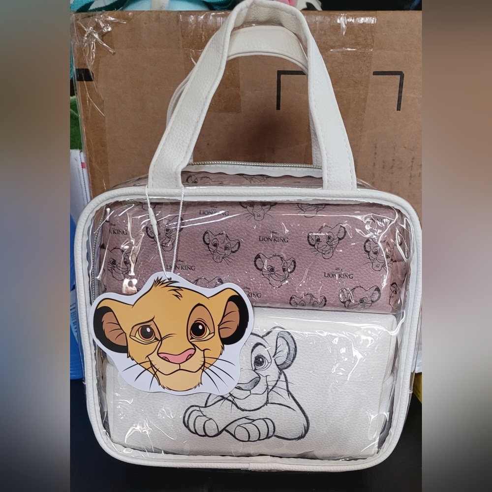 Primark x Disney The Lion King 3-piece Cosmetic Set